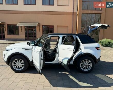 Білий Ленд Ровер Рендж Ровер Евок, об'ємом двигуна 2.18 л та пробігом 187 тис. км за 18200 $, фото 25 на Automoto.ua