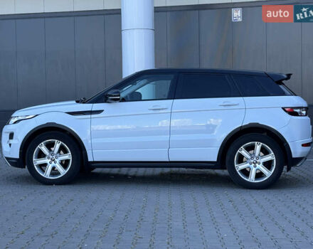 Ленд Ровер Рендж Ровер Эвок 2013 в Киеве на Automoto.ua Белый Ленд Ровер Рендж Ровер Эвок, объемом двигателя 2.18 л и пробегом 124 тыс. км за 18500 $, фото 6 на Automoto.ua
