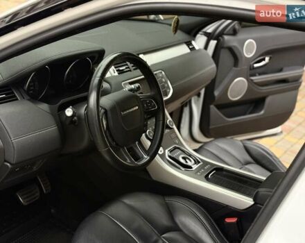Білий Ленд Ровер Рендж Ровер Евок, об'ємом двигуна 2 л та пробігом 104 тис. км за 17950 $, фото 43 на Automoto.ua