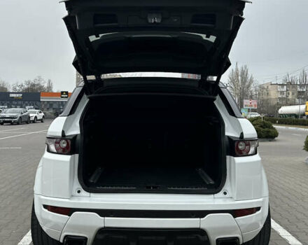 Белый Ленд Ровер Рендж Ровер Эвок, объемом двигателя 2.2 л и пробегом 190 тыс. км за 19800 $, фото 16 на Automoto.ua