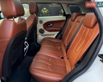 Білий Ленд Ровер Рендж Ровер Евок, об'ємом двигуна 2 л та пробігом 90 тис. км за 18999 $, фото 12 на Automoto.ua