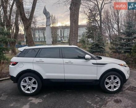 Білий Ленд Ровер Рендж Ровер Евок, об'ємом двигуна 2 л та пробігом 128 тис. км за 16990 $, фото 3 на Automoto.ua