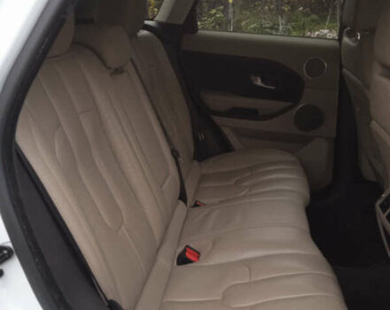 Білий Ленд Ровер Рендж Ровер Евок, об'ємом двигуна 2 л та пробігом 166 тис. км за 14500 $, фото 9 на Automoto.ua