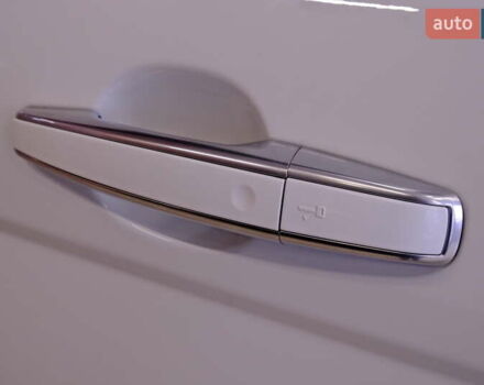 Білий Ленд Ровер Рендж Ровер Евок, об'ємом двигуна 2.2 л та пробігом 187 тис. км за 16900 $, фото 51 на Automoto.ua