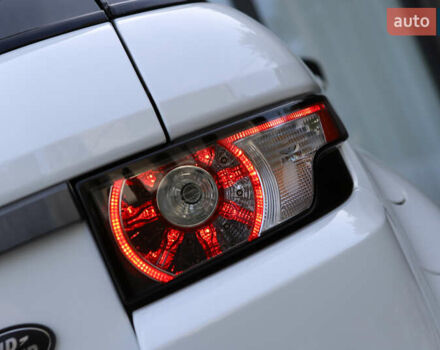 Белый Ленд Ровер Рендж Ровер Эвок, объемом двигателя 2.18 л и пробегом 108 тыс. км за 18999 $, фото 43 на Automoto.ua