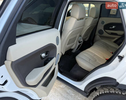 Белый Ленд Ровер Рендж Ровер Эвок, объемом двигателя 2.2 л и пробегом 115 тыс. км за 18999 $, фото 52 на Automoto.ua