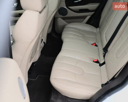 Білий Ленд Ровер Рендж Ровер Евок, об'ємом двигуна 2.2 л та пробігом 110 тис. км за 21000 $, фото 41 на Automoto.ua