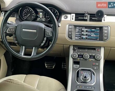Белый Ленд Ровер Рендж Ровер Эвок, объемом двигателя 2 л и пробегом 125 тыс. км за 17900 $, фото 17 на Automoto.ua
