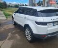Білий Ленд Ровер Рендж Ровер Евок, об'ємом двигуна 2 л та пробігом 195 тис. км за 9999 $, фото 6 на Automoto.ua
