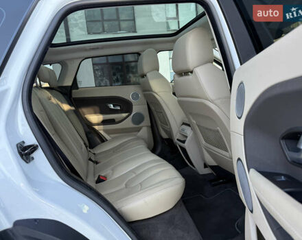 Белый Ленд Ровер Рендж Ровер Эвок, объемом двигателя 2.2 л и пробегом 115 тыс. км за 18999 $, фото 64 на Automoto.ua