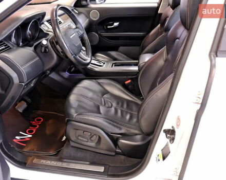 Білий Ленд Ровер Рендж Ровер Евок, об'ємом двигуна 2.2 л та пробігом 187 тис. км за 16900 $, фото 29 на Automoto.ua