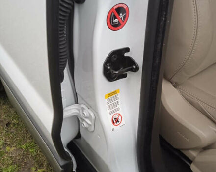 Білий Ленд Ровер Рендж Ровер Евок, об'ємом двигуна 2 л та пробігом 166 тис. км за 14500 $, фото 11 на Automoto.ua