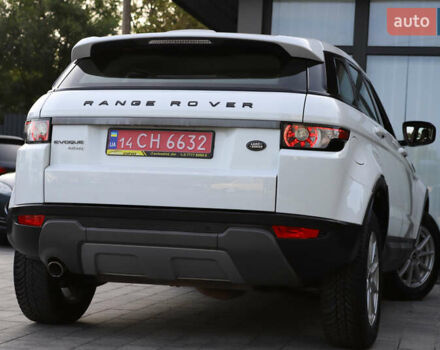 Білий Ленд Ровер Рендж Ровер Евок, об'ємом двигуна 2.18 л та пробігом 108 тис. км за 18999 $, фото 54 на Automoto.ua
