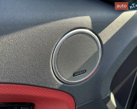 Білий Ленд Ровер Рендж Ровер Евок, об'ємом двигуна 2.18 л та пробігом 144 тис. км за 21499 $, фото 11 на Automoto.ua