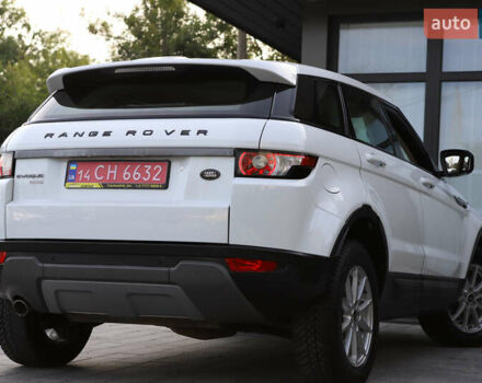Білий Ленд Ровер Рендж Ровер Евок, об'ємом двигуна 2.18 л та пробігом 108 тис. км за 18999 $, фото 5 на Automoto.ua