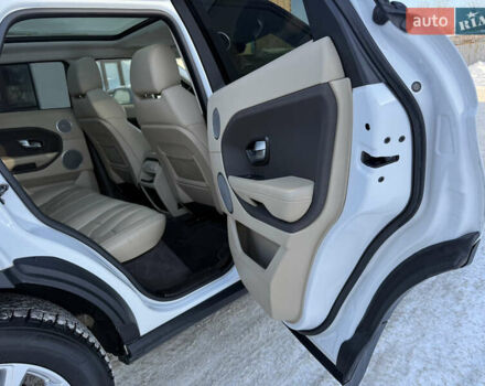 Белый Ленд Ровер Рендж Ровер Эвок, объемом двигателя 2.2 л и пробегом 115 тыс. км за 18999 $, фото 63 на Automoto.ua