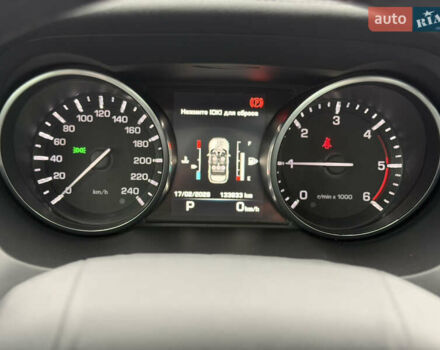 Білий Ленд Ровер Рендж Ровер Евок, об'ємом двигуна 0 л та пробігом 133 тис. км за 19999 $, фото 14 на Automoto.ua