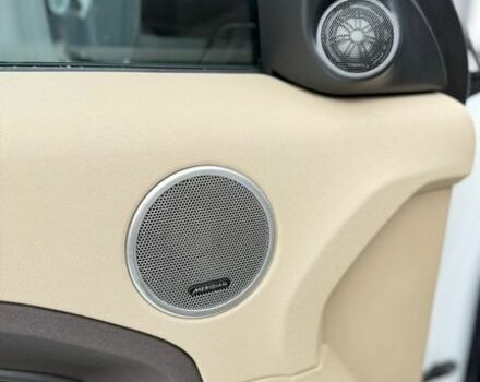 Білий Ленд Ровер Рендж Ровер Евок, об'ємом двигуна 2 л та пробігом 120 тис. км за 17900 $, фото 14 на Automoto.ua