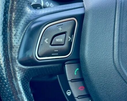 Белый Ленд Ровер Рендж Ровер Эвок, объемом двигателя 2 л и пробегом 135 тыс. км за 15500 $, фото 44 на Automoto.ua