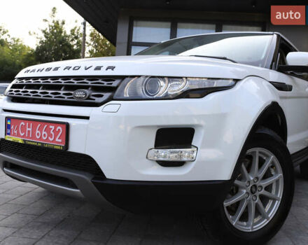 Білий Ленд Ровер Рендж Ровер Евок, об'ємом двигуна 2.18 л та пробігом 108 тис. км за 18999 $, фото 11 на Automoto.ua