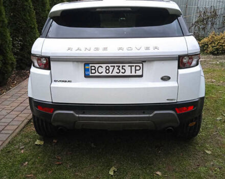 Білий Ленд Ровер Рендж Ровер Евок, об'ємом двигуна 2 л та пробігом 166 тис. км за 14500 $, фото 2 на Automoto.ua