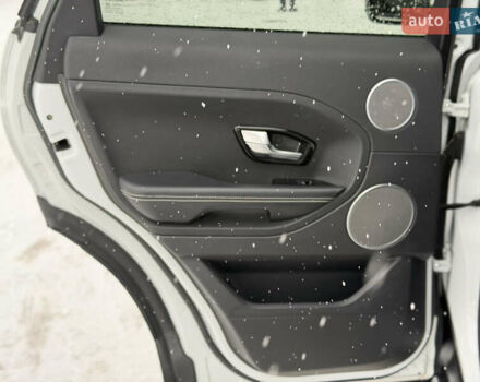 Білий Ленд Ровер Рендж Ровер Евок, об'ємом двигуна 0 л та пробігом 133 тис. км за 19999 $, фото 21 на Automoto.ua