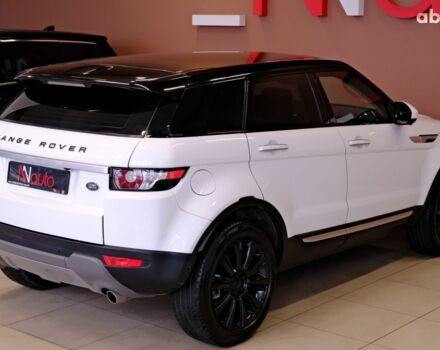 Білий Ленд Ровер Рендж Ровер Евок, об'ємом двигуна 2.2 л та пробігом 187 тис. км за 16900 $, фото 4 на Automoto.ua