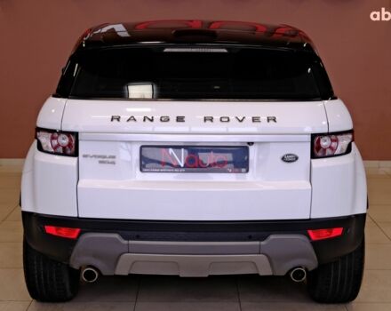 Білий Ленд Ровер Рендж Ровер Евок, об'ємом двигуна 2.2 л та пробігом 187 тис. км за 16900 $, фото 5 на Automoto.ua