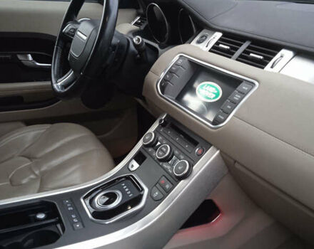 Білий Ленд Ровер Рендж Ровер Евок, об'ємом двигуна 2 л та пробігом 166 тис. км за 14500 $, фото 7 на Automoto.ua