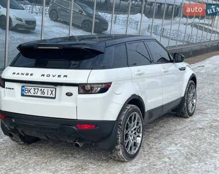 Белый Ленд Ровер Рендж Ровер Эвок, объемом двигателя 2 л и пробегом 125 тыс. км за 17900 $, фото 3 на Automoto.ua