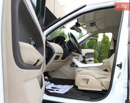 Білий Ленд Ровер Рендж Ровер Евок, об'ємом двигуна 2.18 л та пробігом 108 тис. км за 18999 $, фото 68 на Automoto.ua