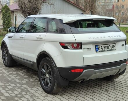 Білий Ленд Ровер Рендж Ровер Евок, об'ємом двигуна 2.2 л та пробігом 134 тис. км за 16990 $, фото 3 на Automoto.ua