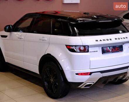 Білий Ленд Ровер Рендж Ровер Евок, об'ємом двигуна 2 л та пробігом 127 тис. км за 14900 $, фото 14 на Automoto.ua