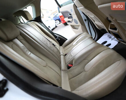 Білий Ленд Ровер Рендж Ровер Евок, об'ємом двигуна 2.18 л та пробігом 108 тис. км за 18999 $, фото 100 на Automoto.ua