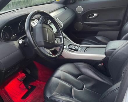 Білий Ленд Ровер Рендж Ровер Евок, об'ємом двигуна 2 л та пробігом 111 тис. км за 15999 $, фото 7 на Automoto.ua