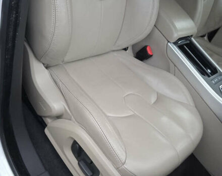 Білий Ленд Ровер Рендж Ровер Евок, об'ємом двигуна 2 л та пробігом 166 тис. км за 14500 $, фото 8 на Automoto.ua