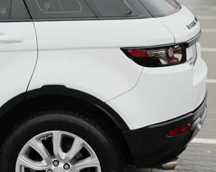 Білий Ленд Ровер Рендж Ровер Евок, об'ємом двигуна 2.2 л та пробігом 110 тис. км за 21000 $, фото 14 на Automoto.ua