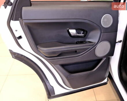 Білий Ленд Ровер Рендж Ровер Евок, об'ємом двигуна 2.2 л та пробігом 187 тис. км за 16900 $, фото 32 на Automoto.ua