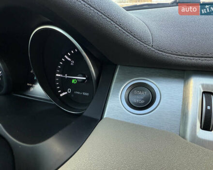 Белый Ленд Ровер Рендж Ровер Эвок, объемом двигателя 2.2 л и пробегом 115 тыс. км за 18999 $, фото 77 на Automoto.ua