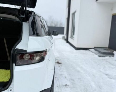 Білий Ленд Ровер Рендж Ровер Евок, об'ємом двигуна 2 л та пробігом 120 тис. км за 17900 $, фото 7 на Automoto.ua