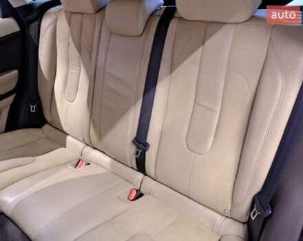 Білий Ленд Ровер Рендж Ровер Евок, об'ємом двигуна 2 л та пробігом 127 тис. км за 14900 $, фото 35 на Automoto.ua