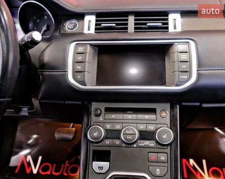 Білий Ленд Ровер Рендж Ровер Евок, об'ємом двигуна 2.2 л та пробігом 187 тис. км за 16900 $, фото 18 на Automoto.ua