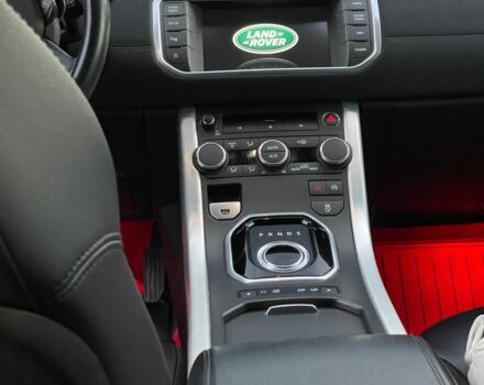 Білий Ленд Ровер Рендж Ровер Евок, об'ємом двигуна 2 л та пробігом 111 тис. км за 15999 $, фото 5 на Automoto.ua