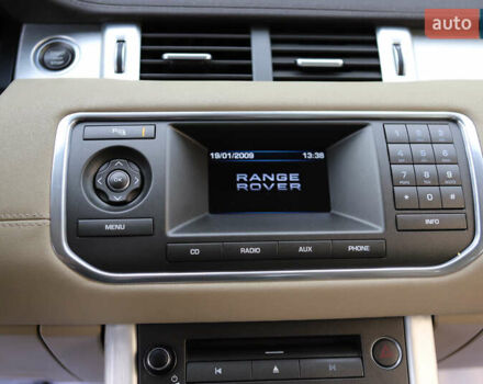 Белый Ленд Ровер Рендж Ровер Эвок, объемом двигателя 2.18 л и пробегом 108 тыс. км за 18999 $, фото 80 на Automoto.ua