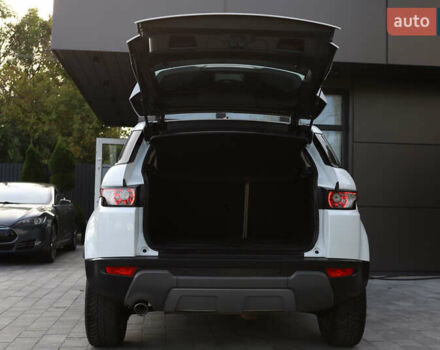 Білий Ленд Ровер Рендж Ровер Евок, об'ємом двигуна 2.18 л та пробігом 108 тис. км за 18999 $, фото 46 на Automoto.ua