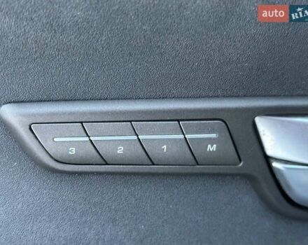 Білий Ленд Ровер Рендж Ровер Евок, об'ємом двигуна 2 л та пробігом 206 тис. км за 11800 $, фото 8 на Automoto.ua