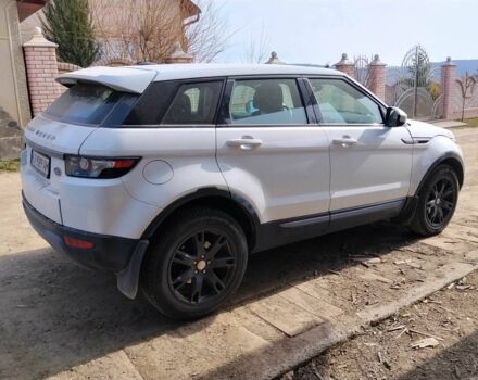Білий Ленд Ровер Рендж Ровер Евок, об'ємом двигуна 2.2 л та пробігом 134 тис. км за 13500 $, фото 4 на Automoto.ua