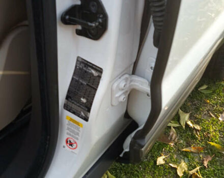 Білий Ленд Ровер Рендж Ровер Евок, об'ємом двигуна 2 л та пробігом 166 тис. км за 14500 $, фото 24 на Automoto.ua