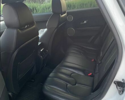 Білий Ленд Ровер Рендж Ровер Евок, об'ємом двигуна 2 л та пробігом 111 тис. км за 15999 $, фото 8 на Automoto.ua