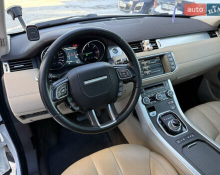 Белый Ленд Ровер Рендж Ровер Эвок, объемом двигателя 2.2 л и пробегом 115 тыс. км за 18999 $, фото 50 на Automoto.ua